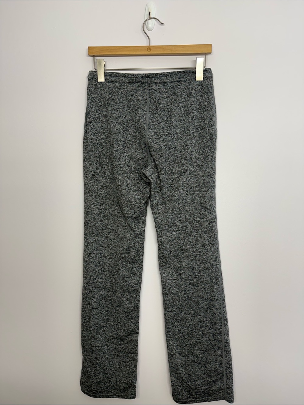 Vuori Halo Wide Leg Pant Heather Gray Size Small 30.5” Inseam - Picture 3 of 5